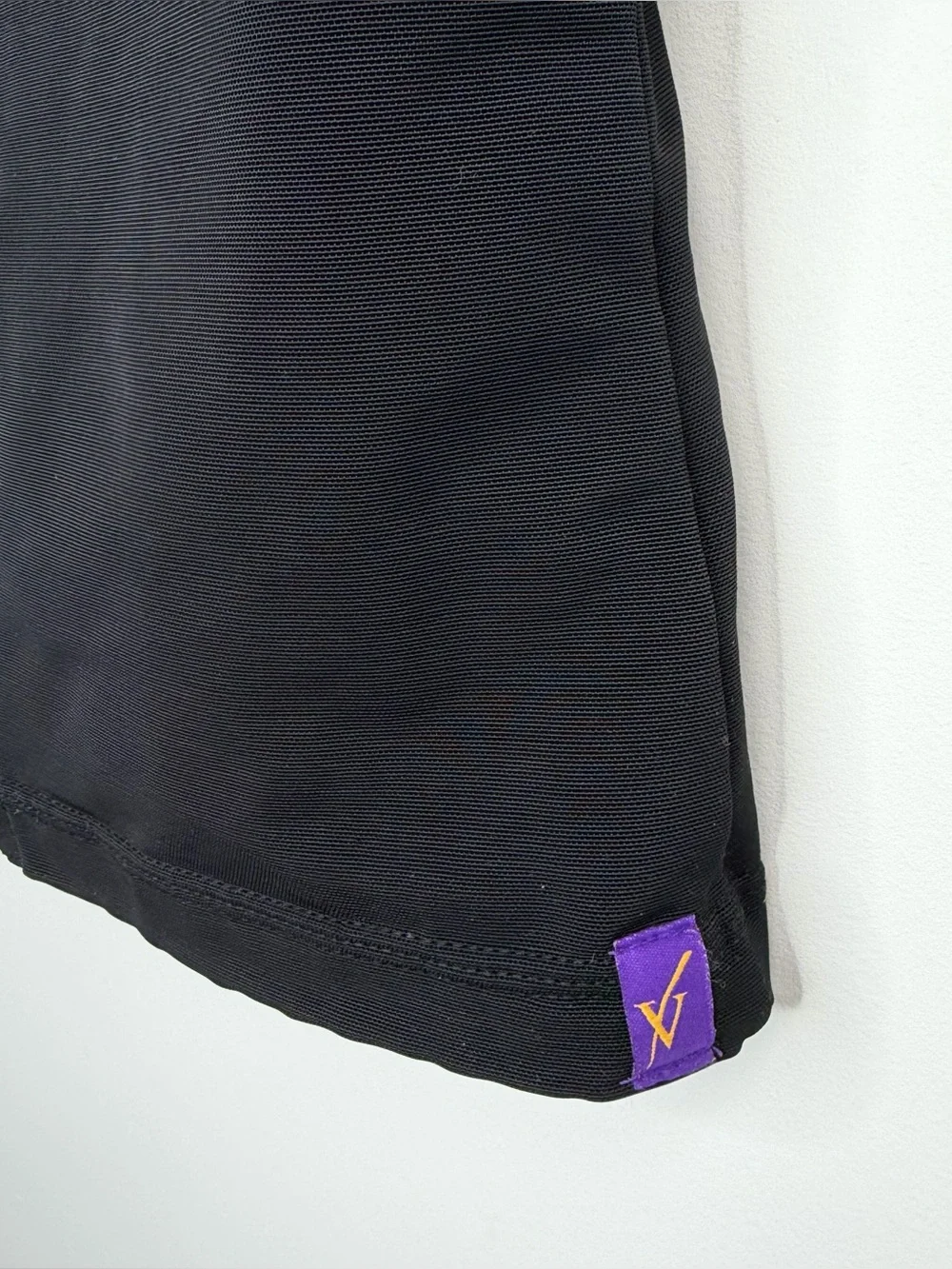 design Veronique features front